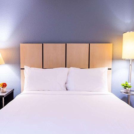 Sonesta Simply Suites Houston Brookhollow Exteriér fotografie